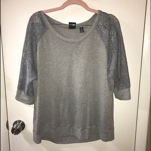 Eye candy 3/4 sleeve crew neck top